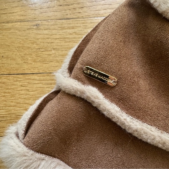 NWOT Steve Madden Tan faux shearling bucket Hat with Cream Fur - Picture 3 of 6